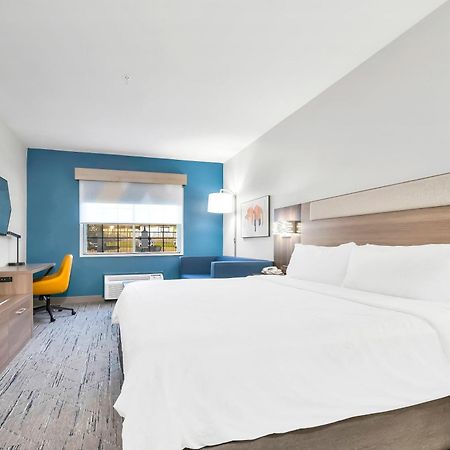 Holiday Inn Express Palestine By Ihg Экстерьер фото