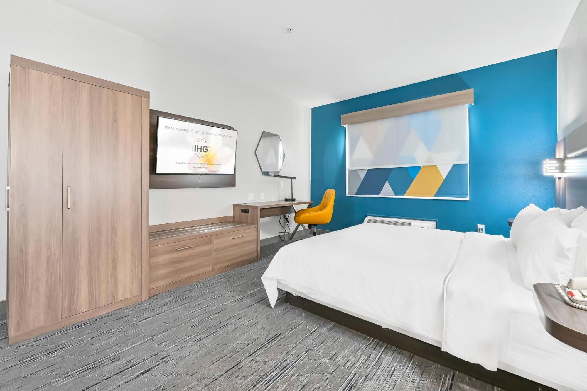 Holiday Inn Express Palestine By Ihg Экстерьер фото