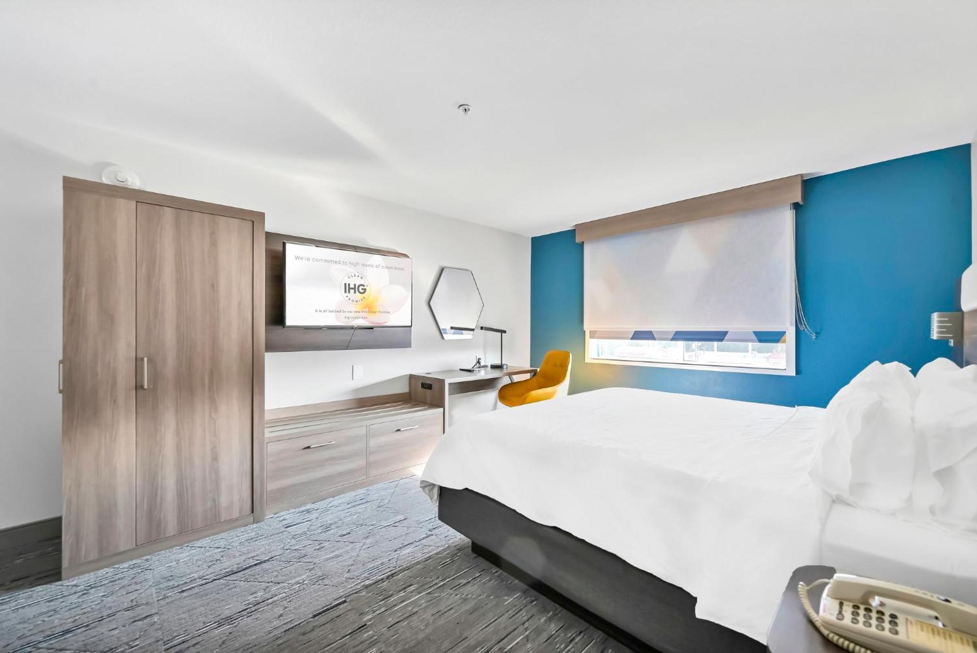 Holiday Inn Express Palestine By Ihg Экстерьер фото